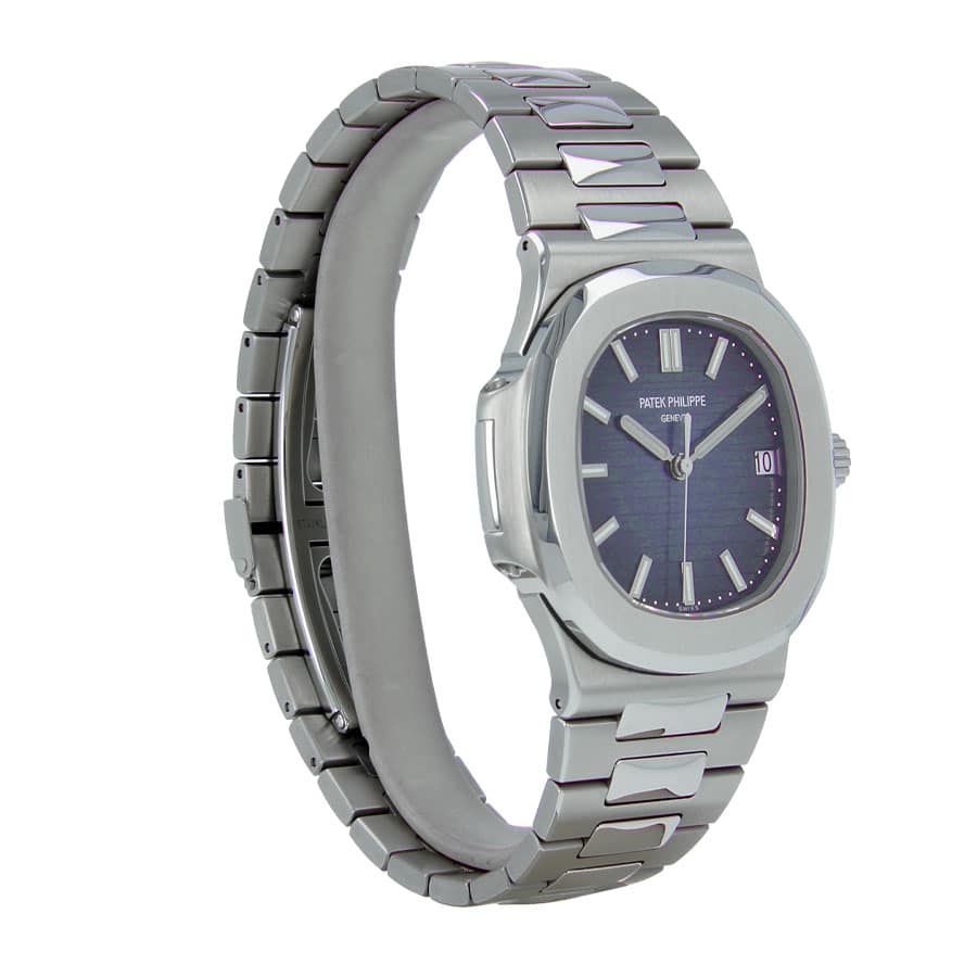 Patek Philippe Nautilus 5711/1A-010 Blue Dial Signature